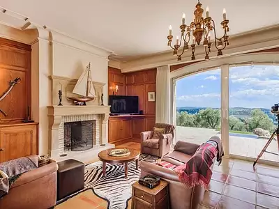 Maison, 625 m²
