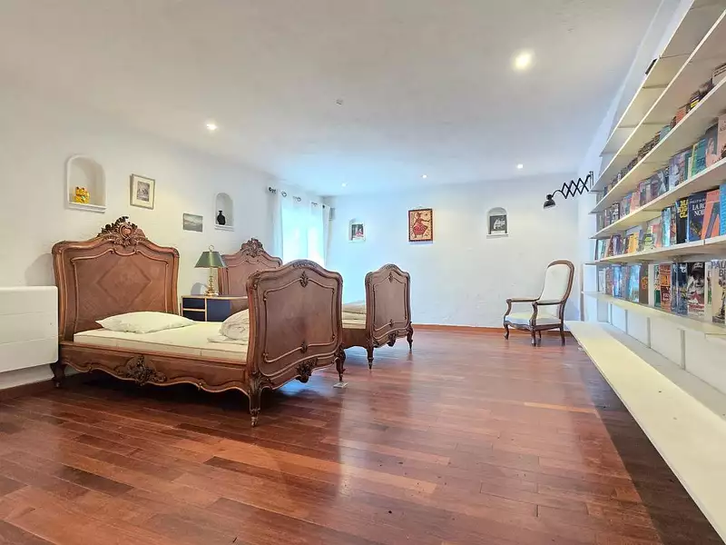 Maison, 286 m²