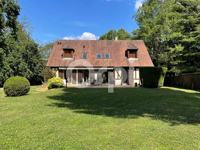 Maison, 167 m²