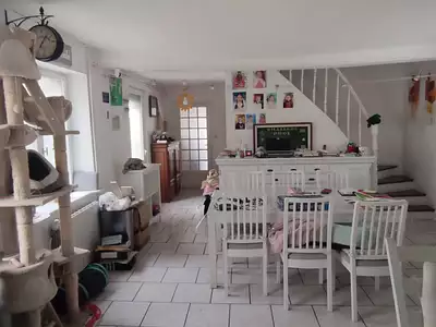 Maison, 261 m²