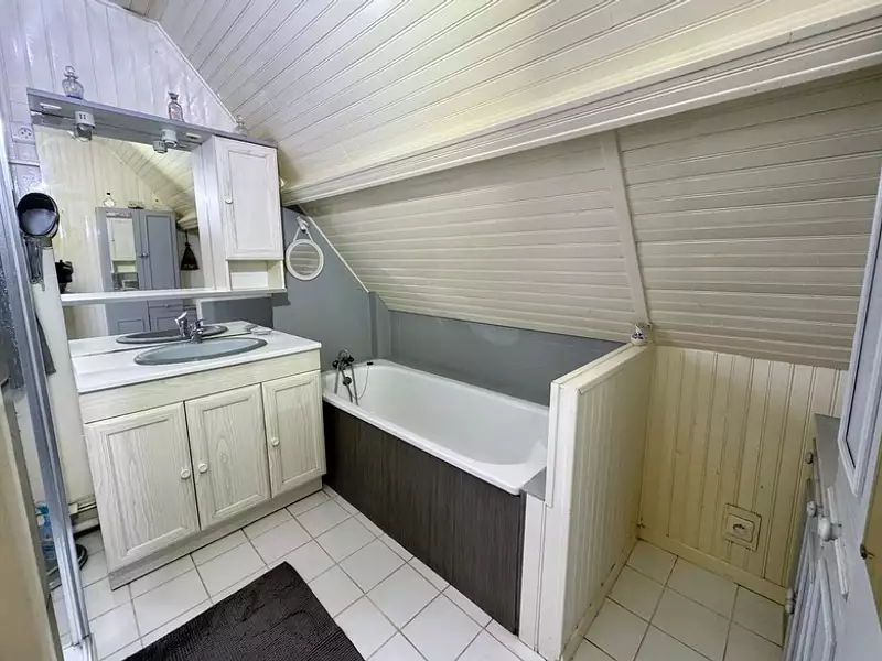 Maison, 93 m²