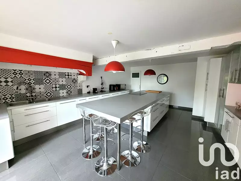 Maison, 200 m²