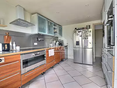 Maison, 174 m²