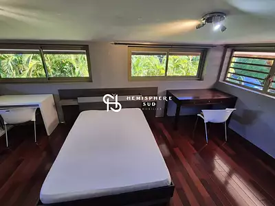 Maison, 167 m²
