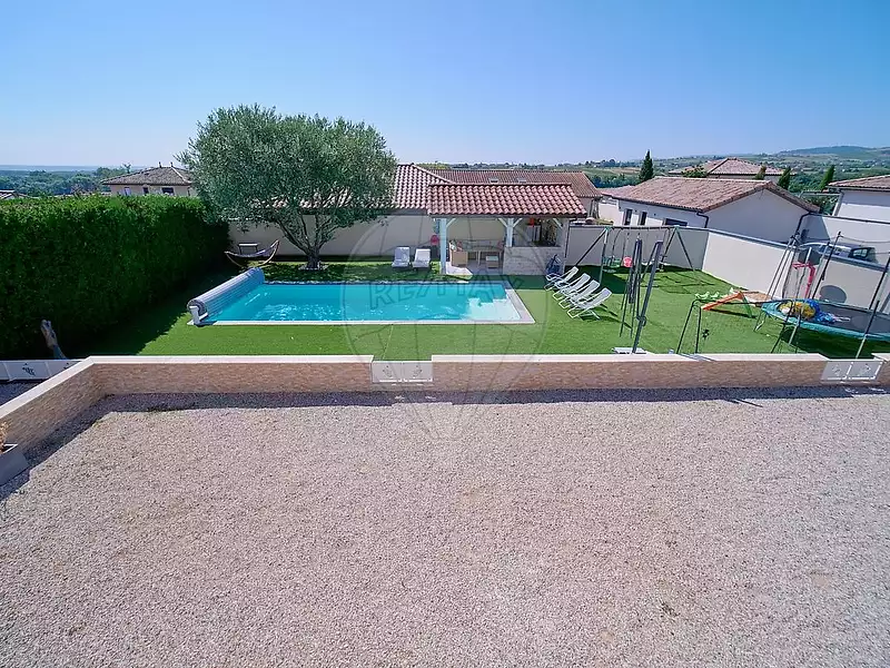 Maison, 180 m²