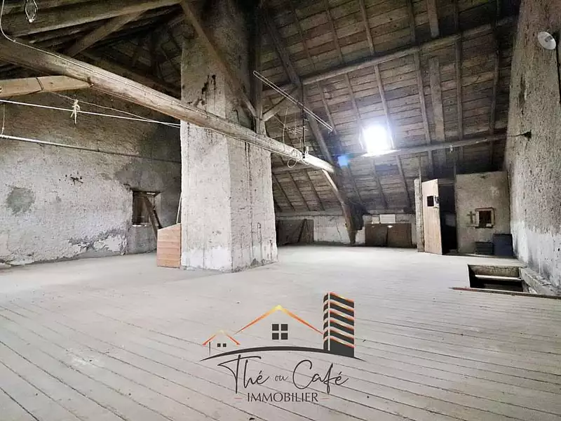 Maison, 690 m²