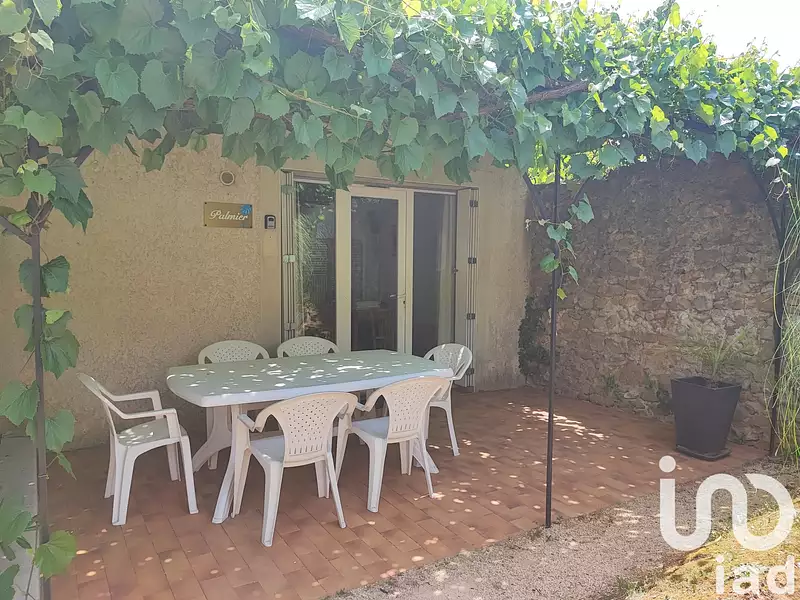 Immeuble, 719 m²