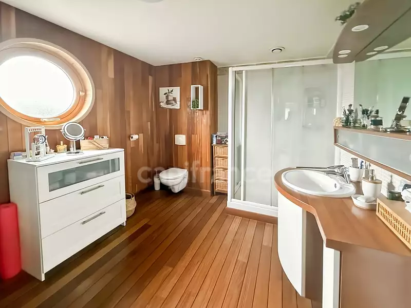 Maison, 146 m²