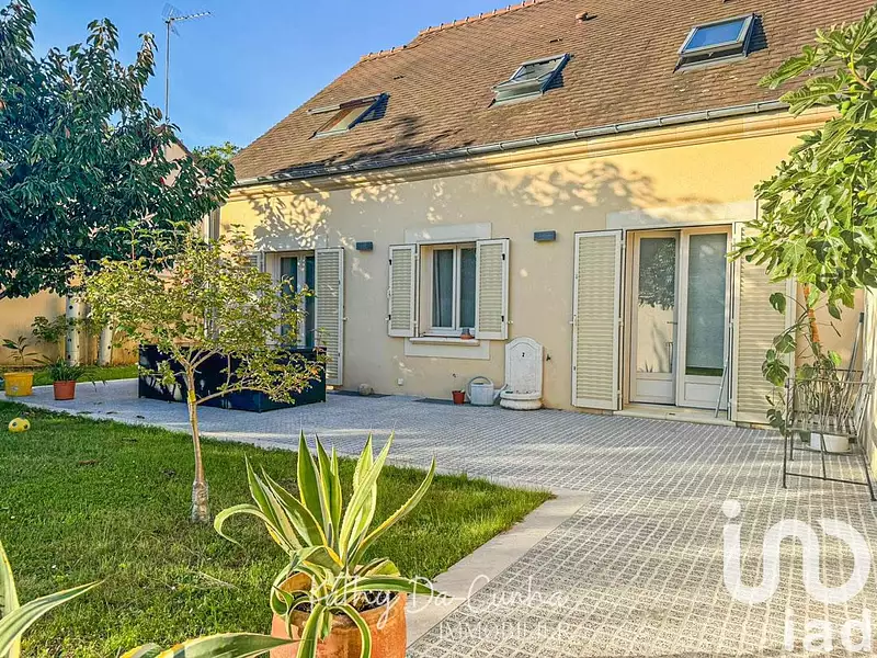 Maison, 162 m²