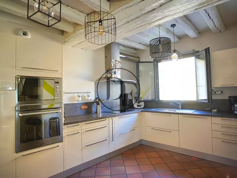 Maison, 278 m²