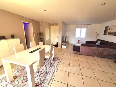 Maison, 94 m²