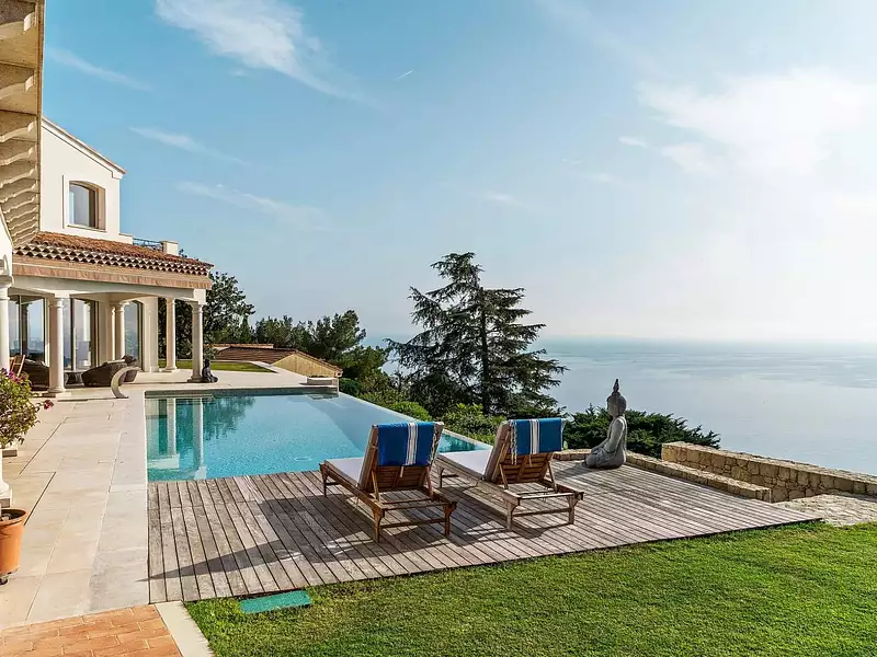 Maison, 317 m²