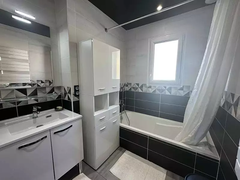 Maison, 92 m²