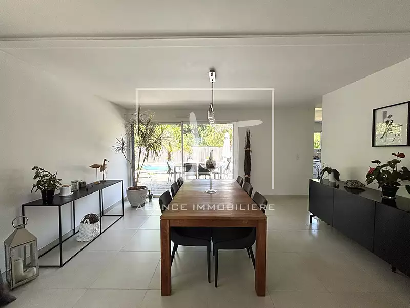 Maison, 186 m²