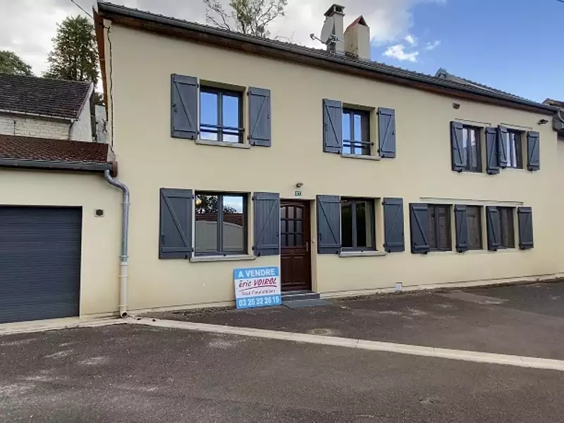 Maison, 250 m²