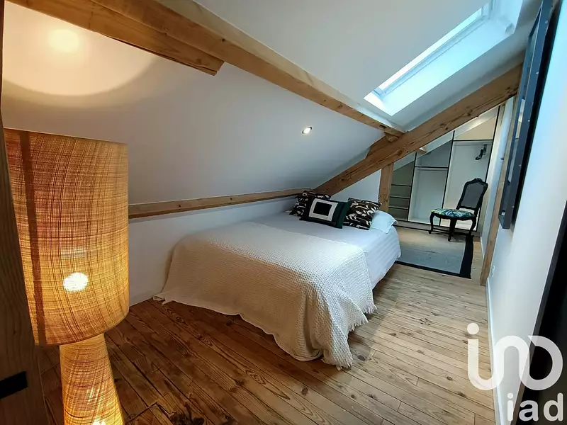 Immeuble, 180 m²