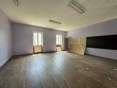 Maison, 1 023 m²