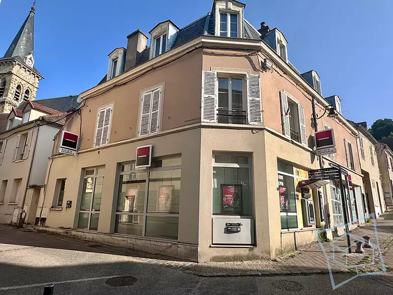 Immeuble, 111 m²