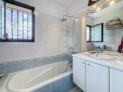 Maison, 136 m²