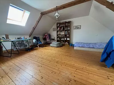 Maison, 240 m²