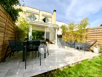 Maison, 102,04 m²