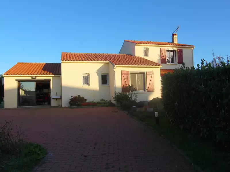 Maison, 163 m²