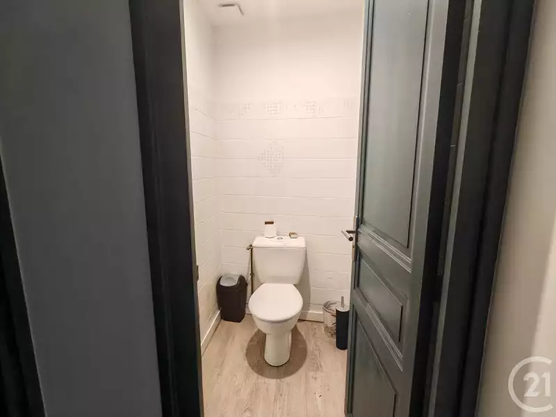 Immeuble, 281 m²