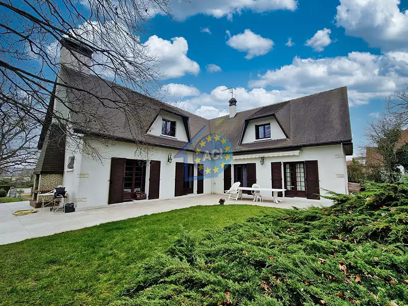 Maison, 264 m²
