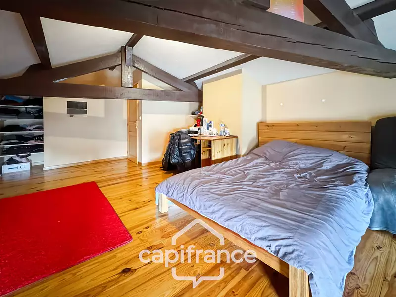 Maison, 197 m²