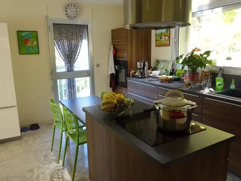 Maison, 300 m²