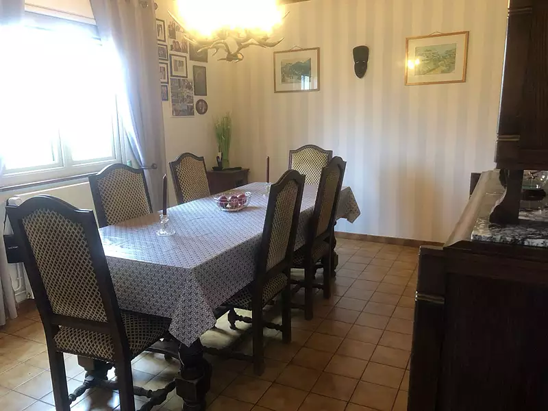Maison, 257 m²