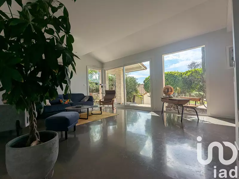 Maison, 180 m²