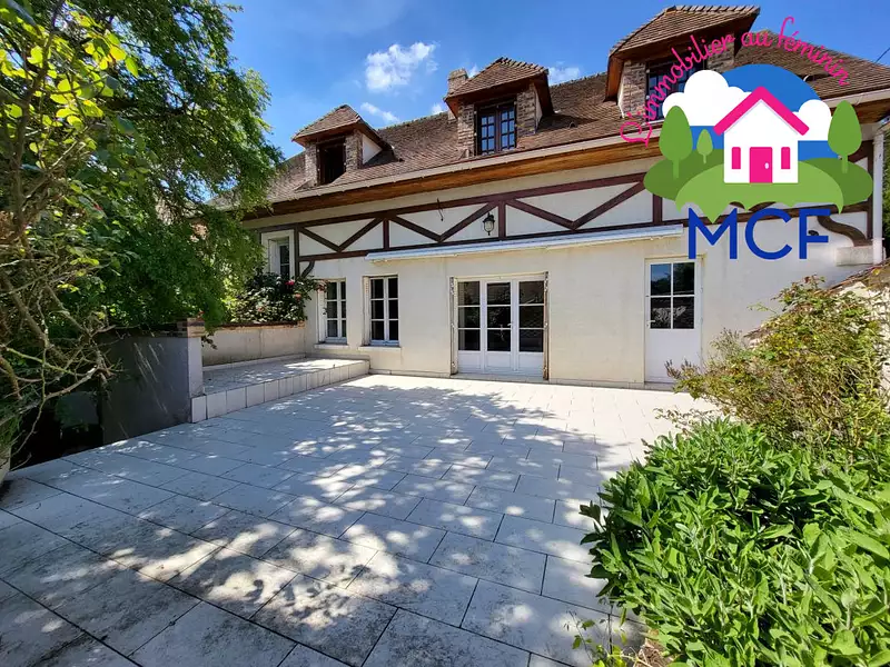 Maison, 183 m²