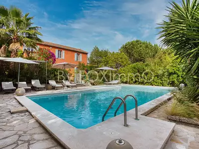 Maison, 267 m²