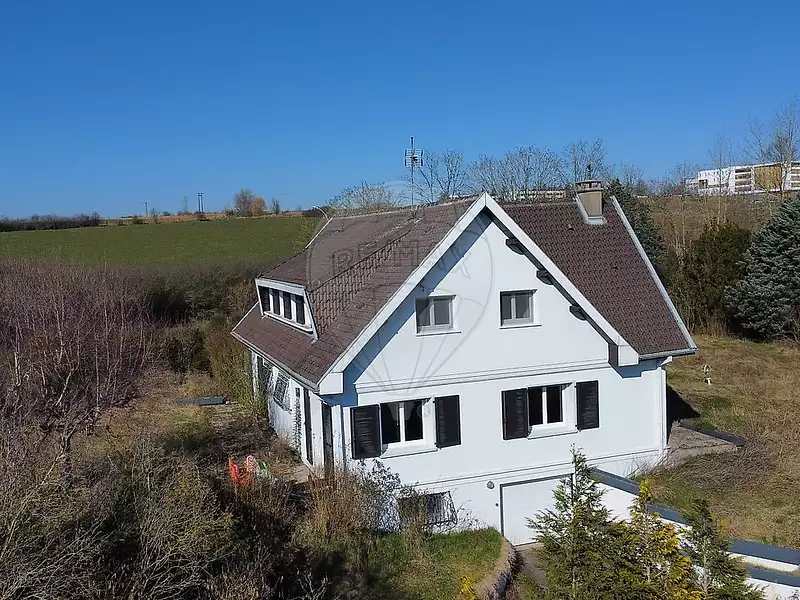 Maison, 185 m²