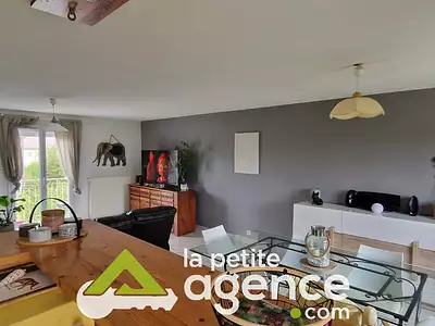 Maison, 166 m²