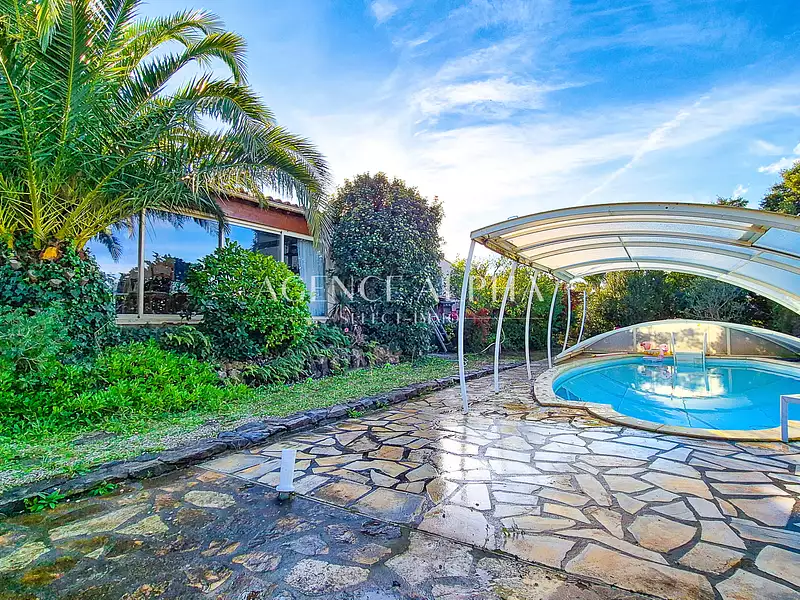 Maison, 96 m²