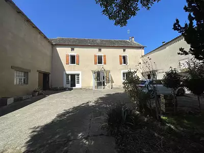 Maison, 240 m²