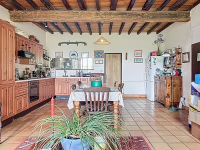 Maison, 225 m²