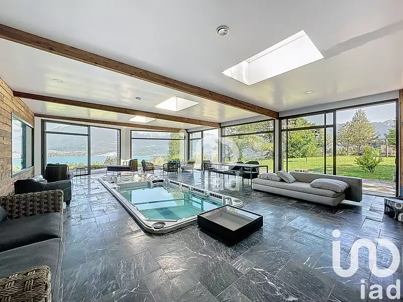 Maison, 332 m²