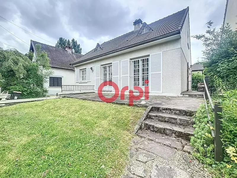 Maison, 170 m²