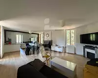 Maison, 356,94 m²