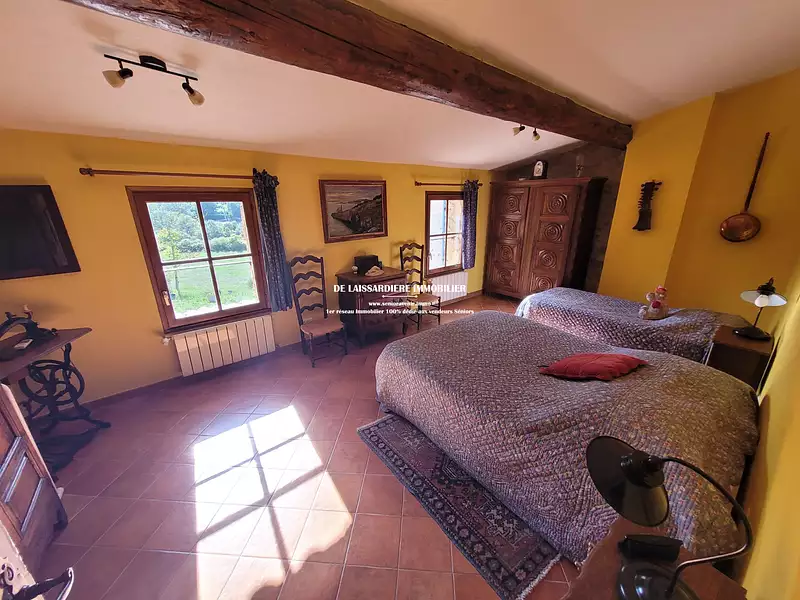 Maison, 260 m²