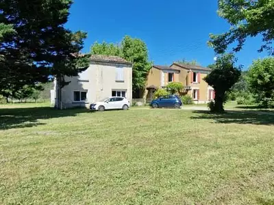 Maison, 230 m²