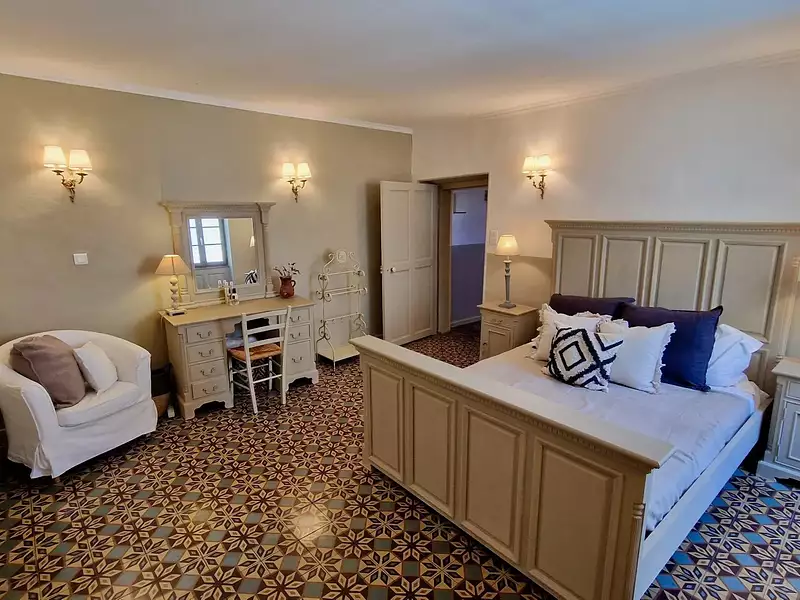 Maison, 220 m²