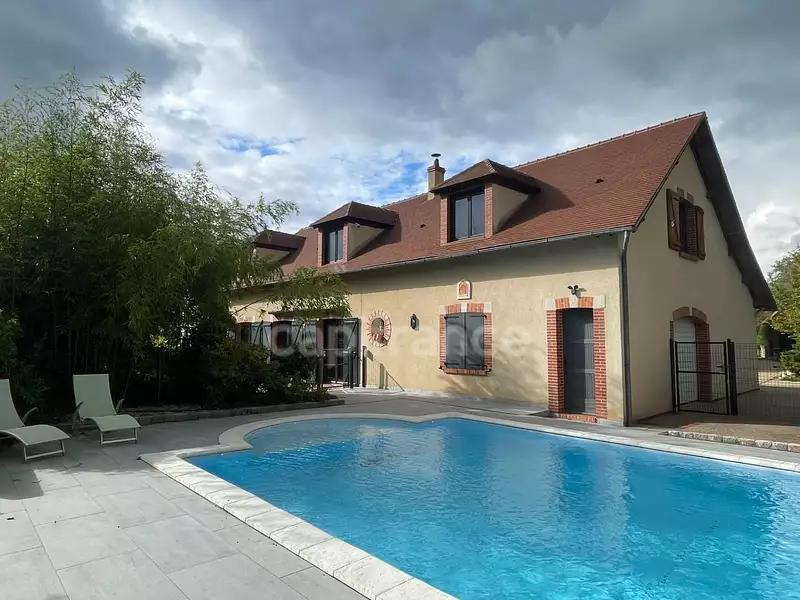 Maison, 272 m²