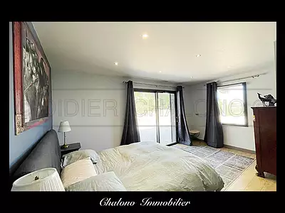 Maison, 255 m²