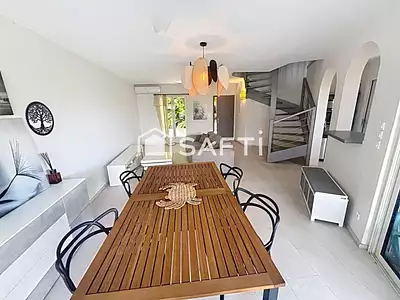 Maison, 114 m²