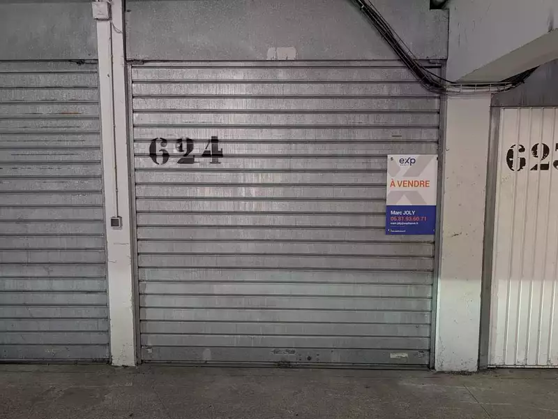 Parking, 11 m²