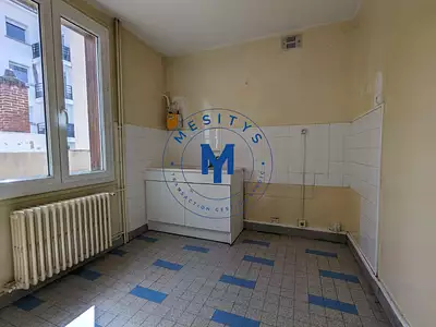 Immeuble, 240 m²
